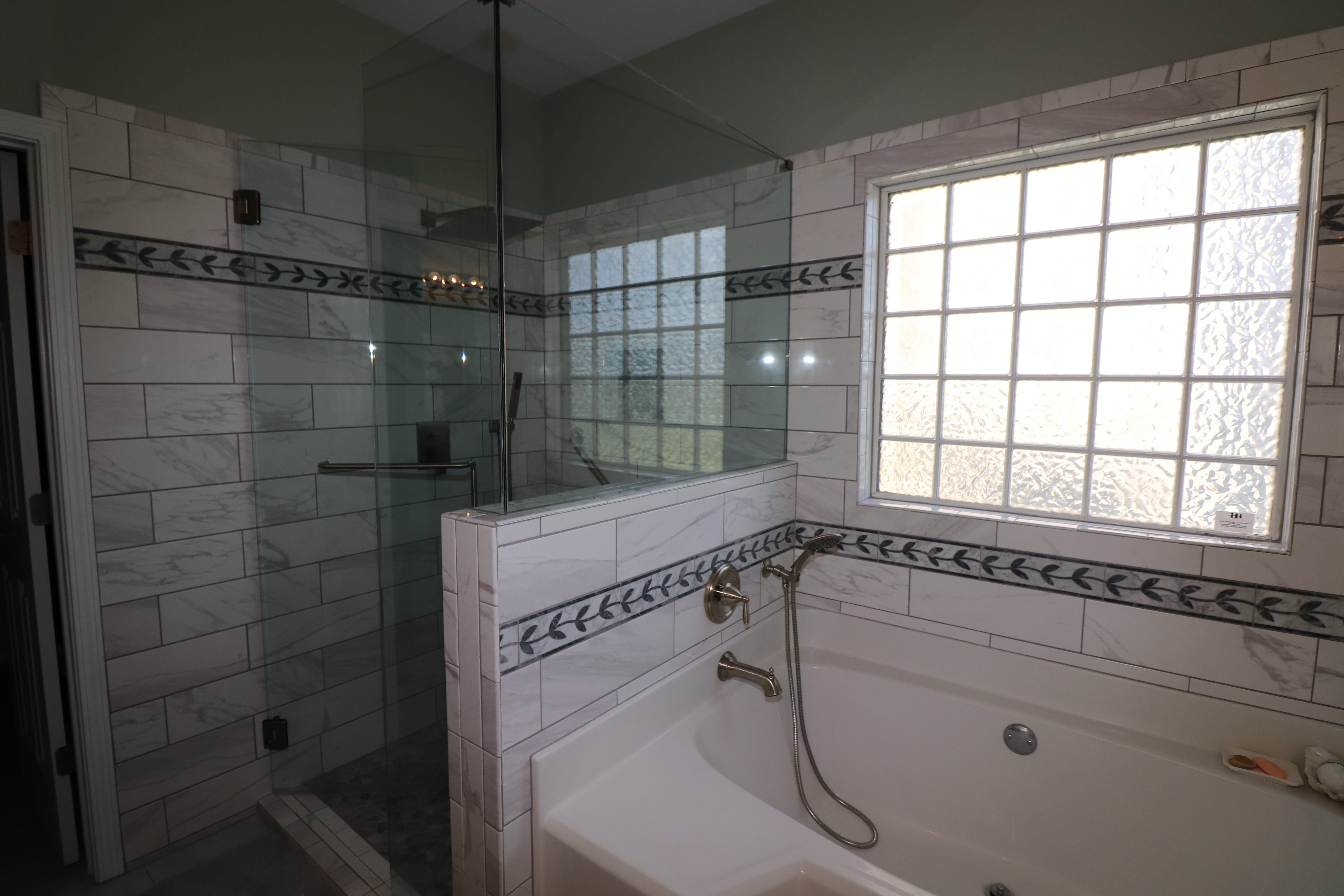 Bathroom Remodeling in Suwanee – Experience Our Bathroom  